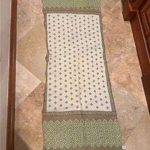 Chic Large Patterned Scarf